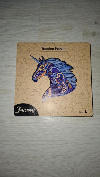 Puzzle en bois licorne