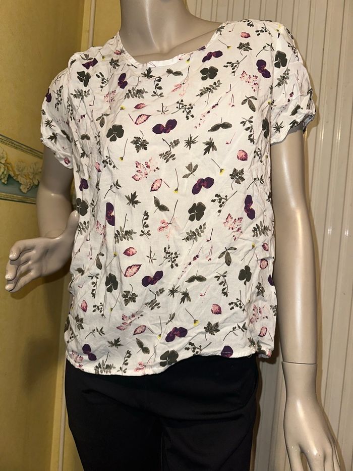 T-shirt taille M - photo numéro 2