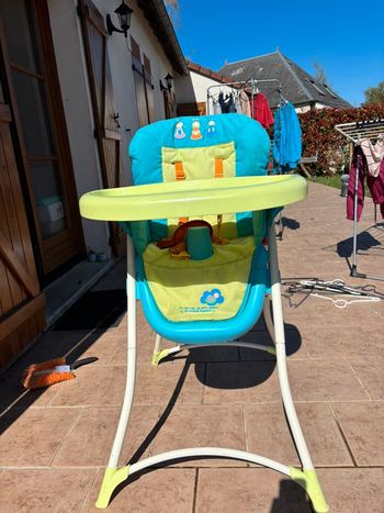 Chaise haute enfant non négociable (pas denvoie)
