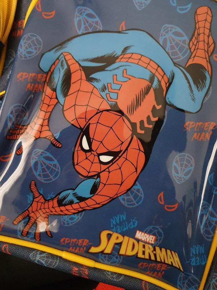 Lot Spiderman 5 ans - photo numéro 2