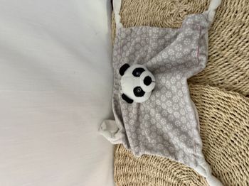 Panda CARRE BLANC doudou plat gris et blanc