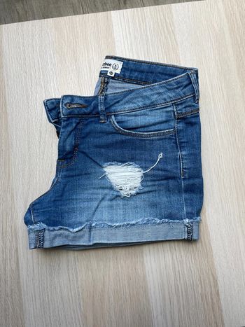 Short Bizzbee