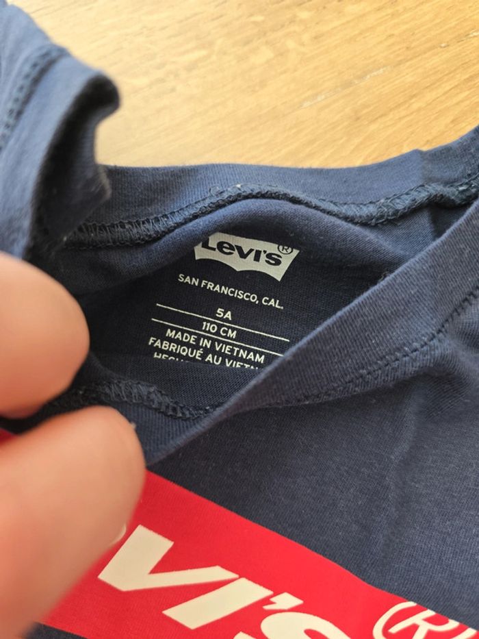 Tee shirt Levi's 5 ans - photo numéro 3