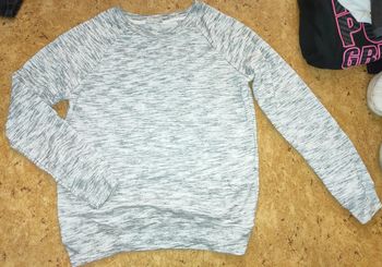 Pull femme taille M Bershka