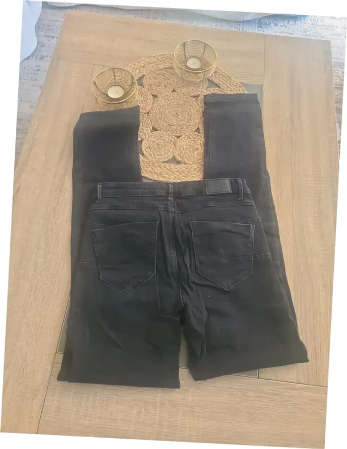 Pantalon noir taille M - photo numéro 2