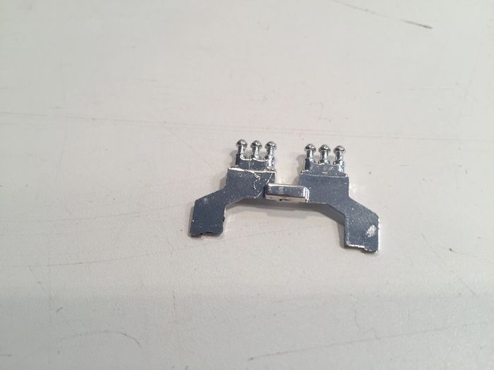 Bouton intérieur pièce détachée miniature Chevrolet Corvette 1957 1/24 burago #A17 - photo numéro 2