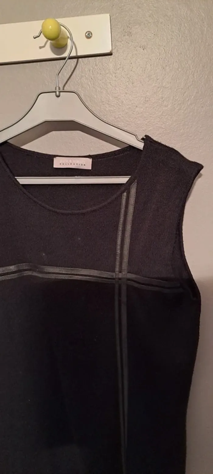 T Shirt noir manches courtes - Marque Pure&Simple - Taille 40 - Bon état. - photo numéro 3