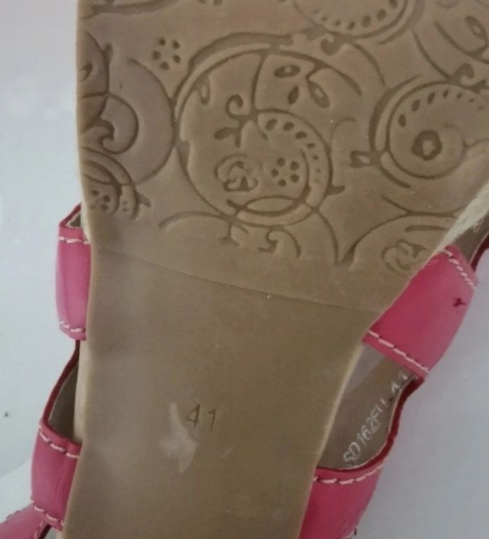 🩷🤍Jolie Paires De Sandales Les Secrets De Vanessa 🩷🤍 - photo numéro 3