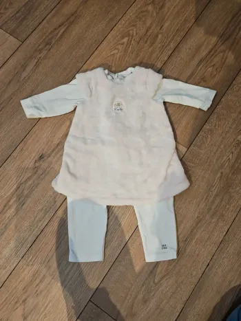 Très belle combinaison bebe fille