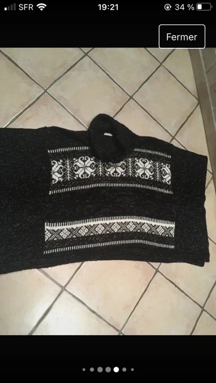 Superbe poncho en excellent état proche du neuf en 38/40 tout chaud - photo numéro 3