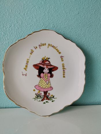 Assiette porcelaine murale Sarah kay 