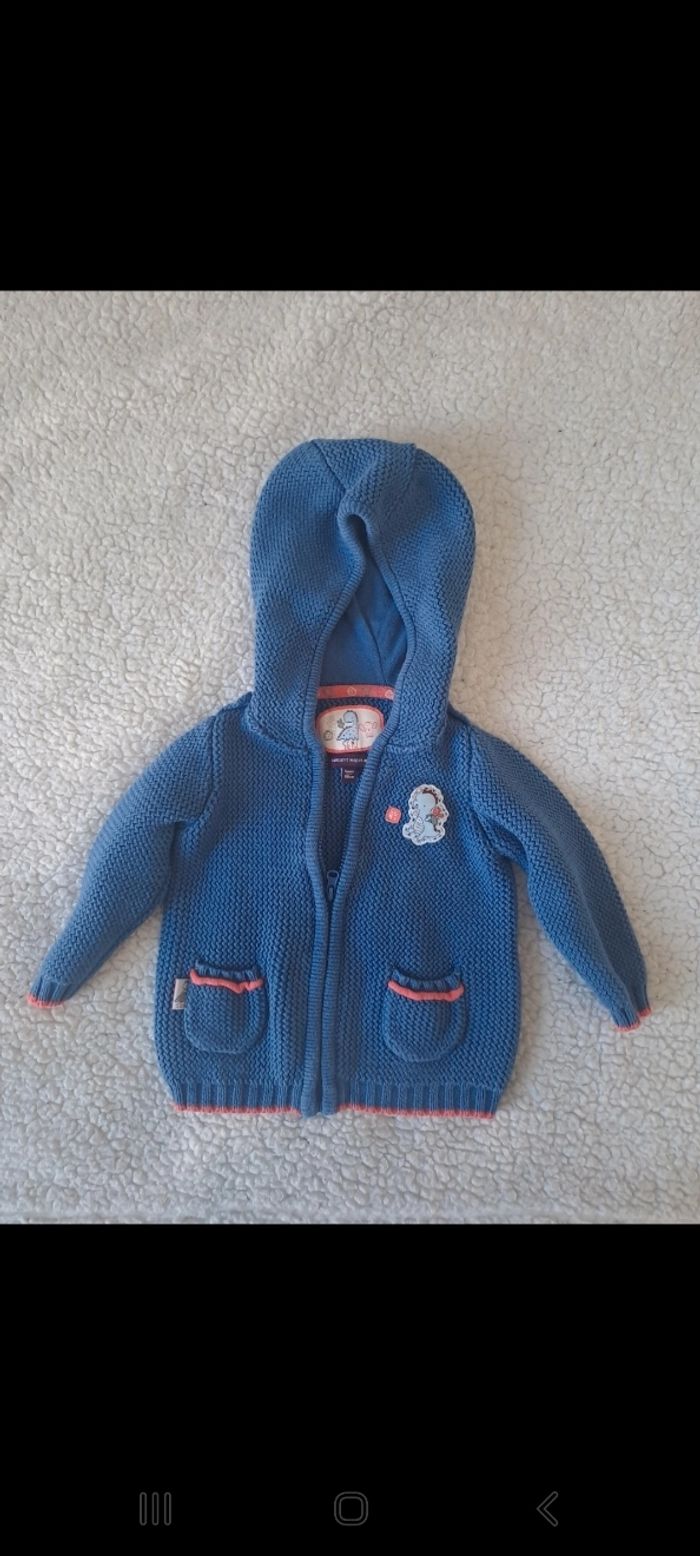 Gilet zippé à capuche
