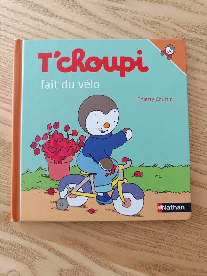 T'choupi fait du vélo