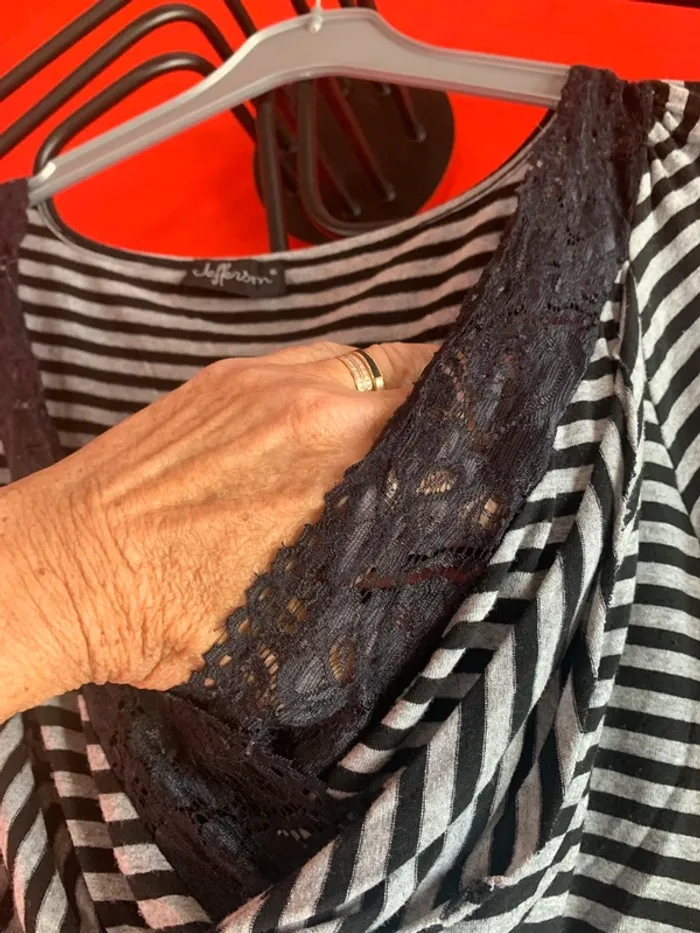 Haut rayé femme - photo numéro 4