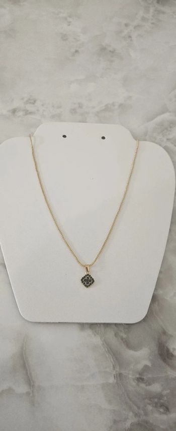 Collier pour femmes en acier inoxydable