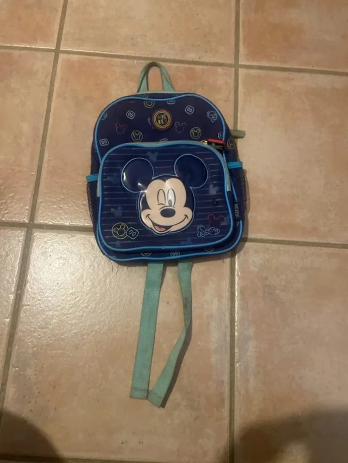 Donne sac à dos maternelle