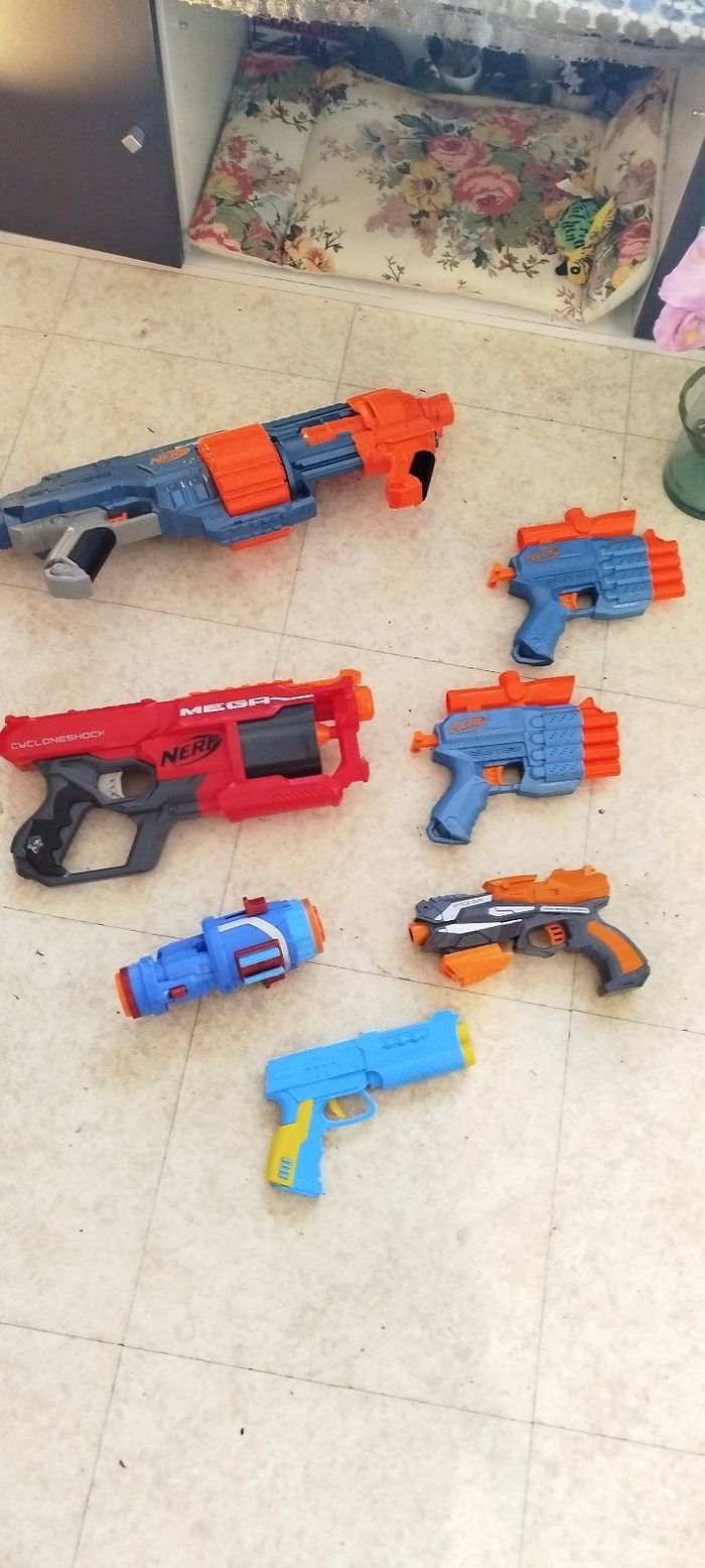 Pistolet nerf lot 7 sans flèches - photo numéro 2