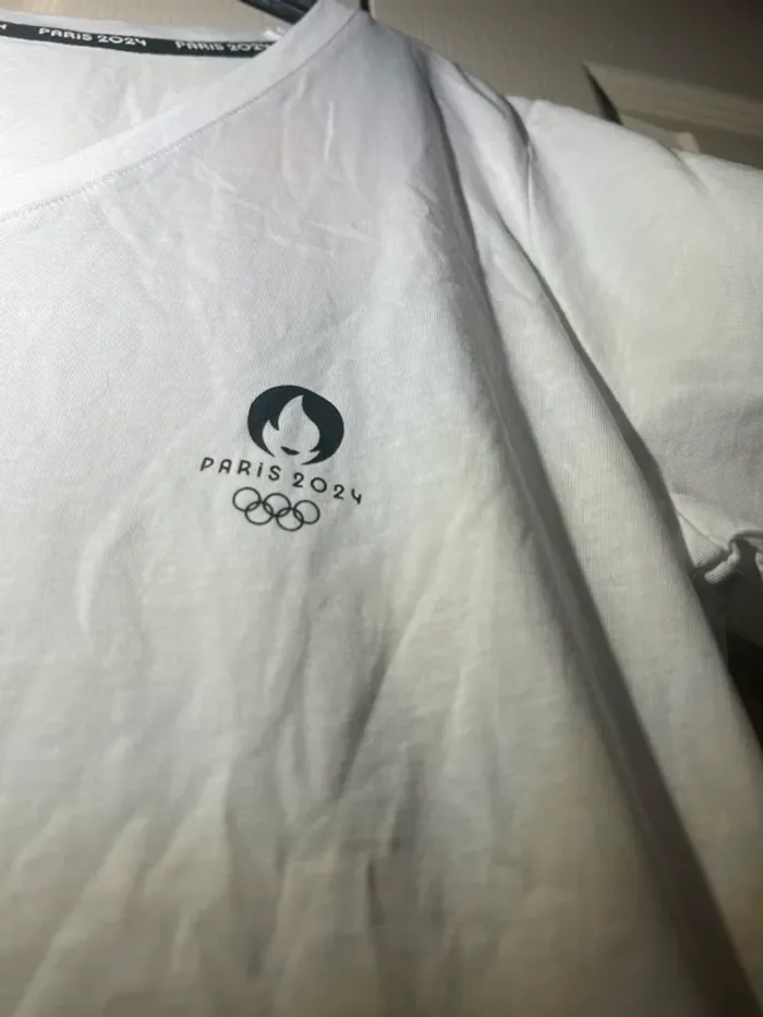 T-shirt Paris 2024 - photo numéro 2