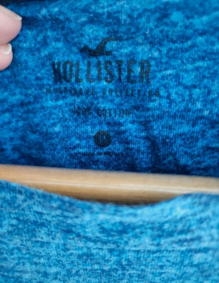 T-shirt Hollister bleu - photo numéro 2