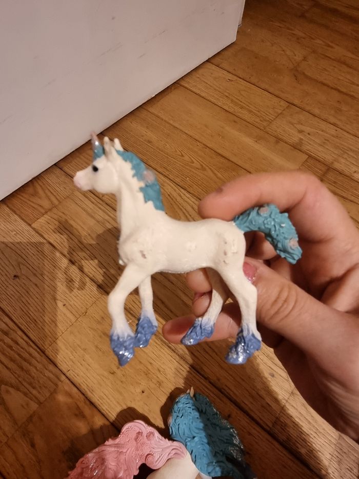 Licorne aux fleurs et son poulain - photo numéro 4