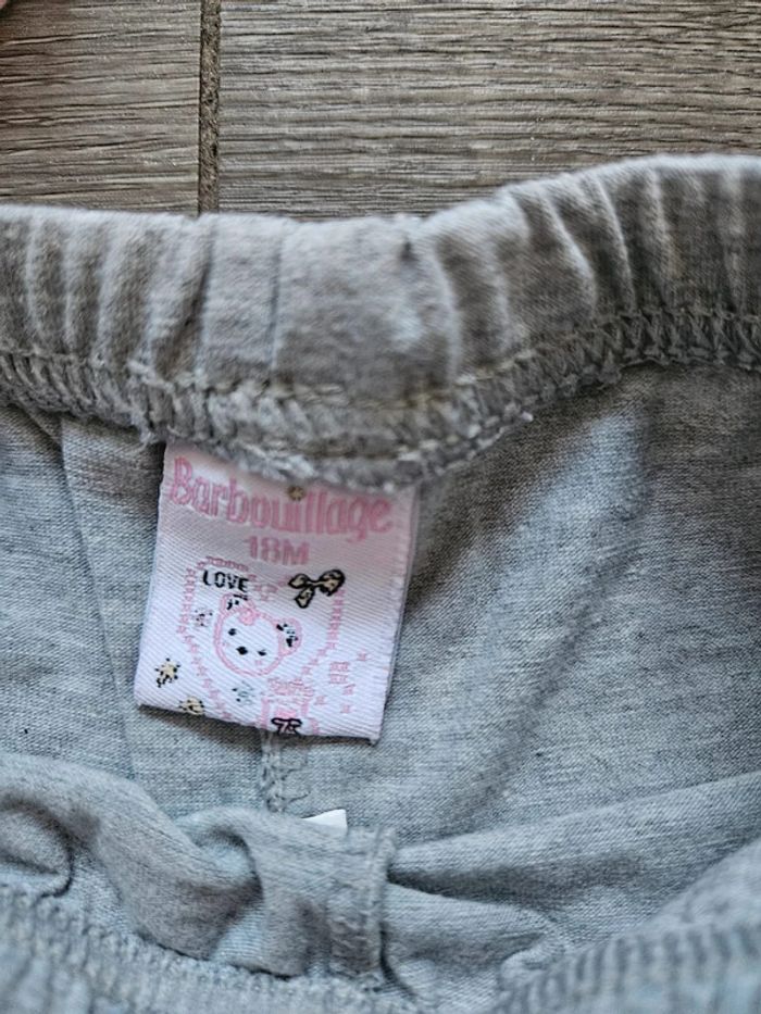 Lot de 3 leggings taille 18 mois - photo numéro 4