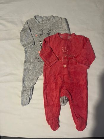 Lot de 2 pyjamas hiver avec pieds 6mois