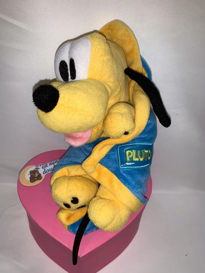 DY80 doudou pluto Disneyland - photo numéro 2