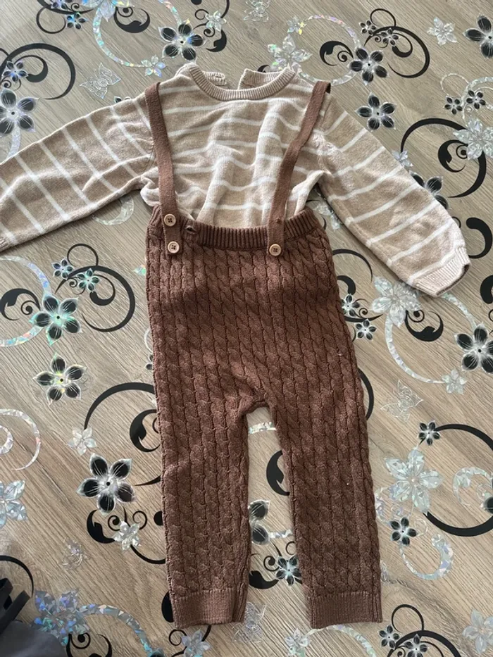 Ensemble salopette et pull - photo numéro 2