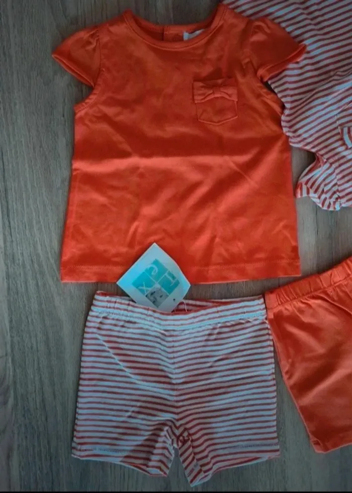 Lot ensembles 6 mois neufs avec étiquette - photo numéro 3