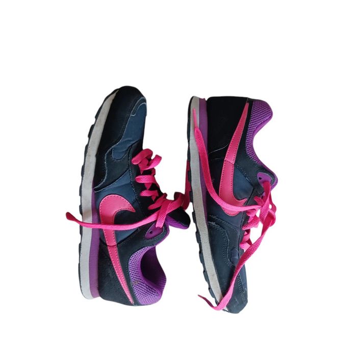 Basket nike 37.5 - photo numéro 2