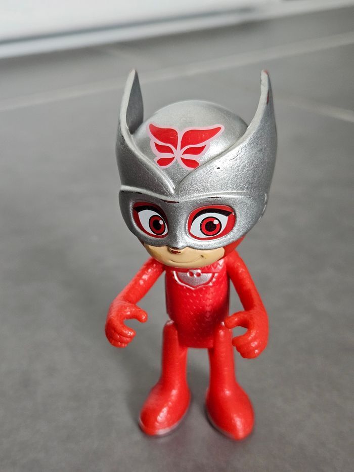 Lot de 3 véhicules et figurines pyjamasques PJ MASK, très très propres - photo numéro 8