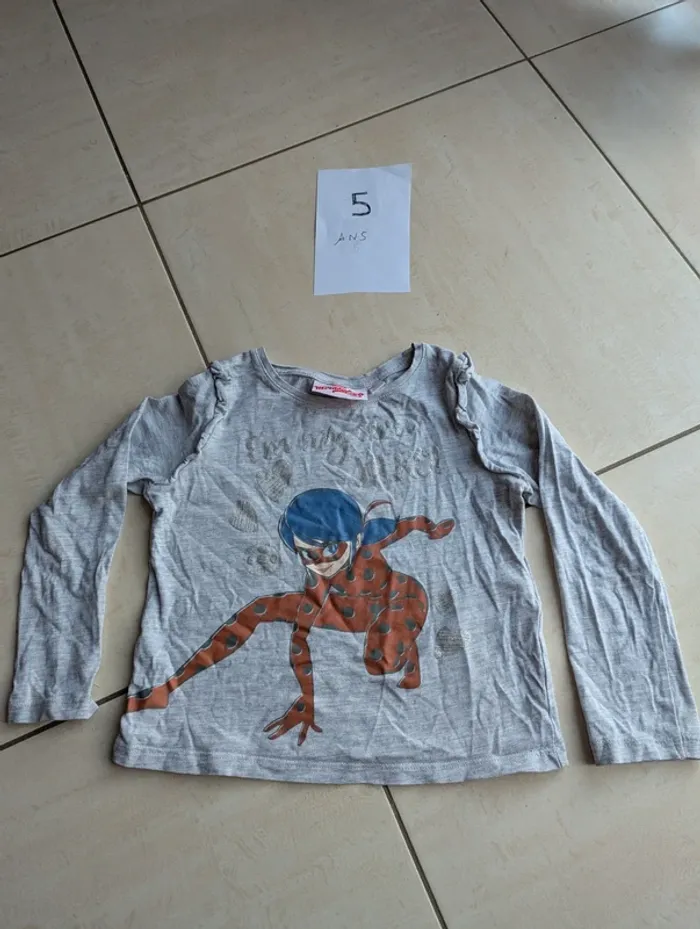 Tee-shirt manches longues miraculous 5 ans