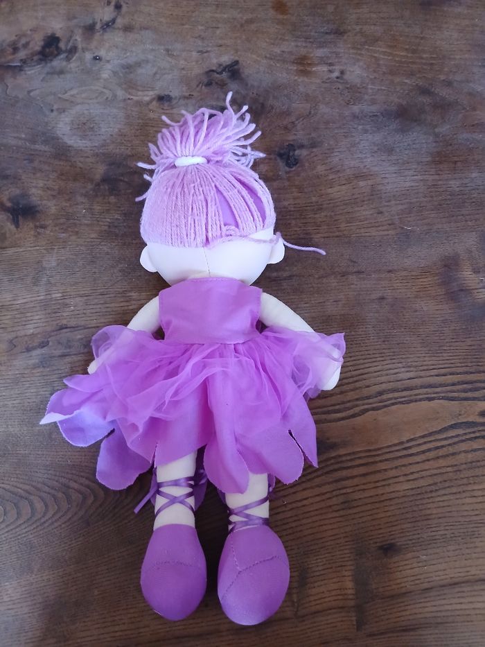 Poupee - photo numéro 3