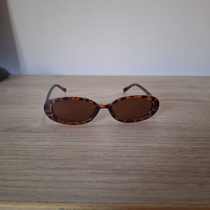 Lunettes de Soleil - Y2K Vintage 90s-2000s - Unisexe Sunglasses - Verres Teintés - photo numéro 2