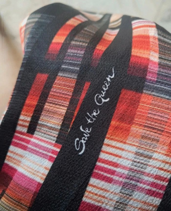 Save the queen robe hiver T.42 neuve - photo numéro 13