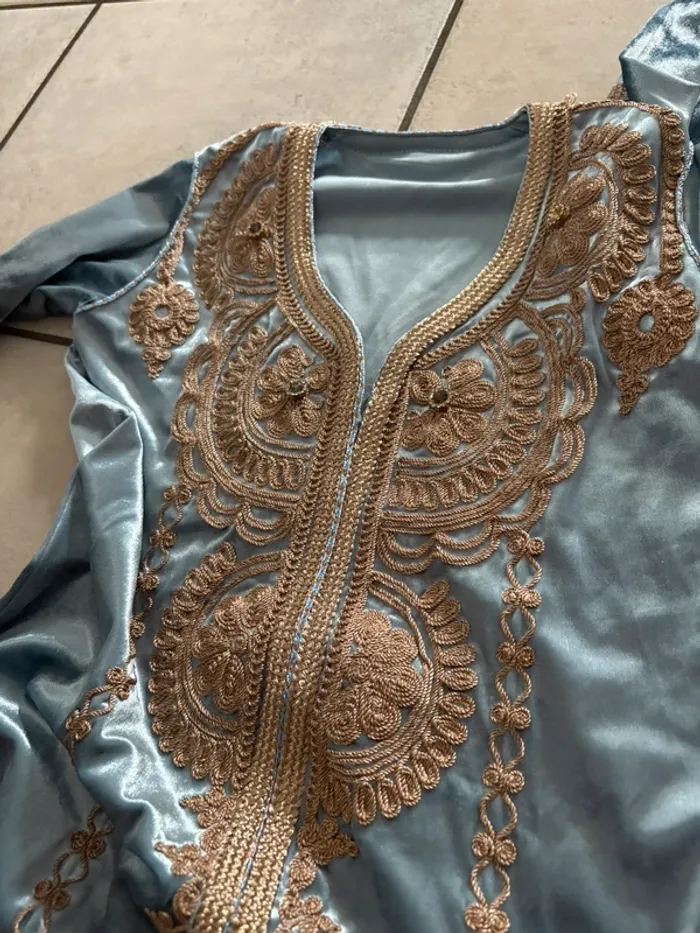 Robe traditionnelle mariage - photo numéro 3