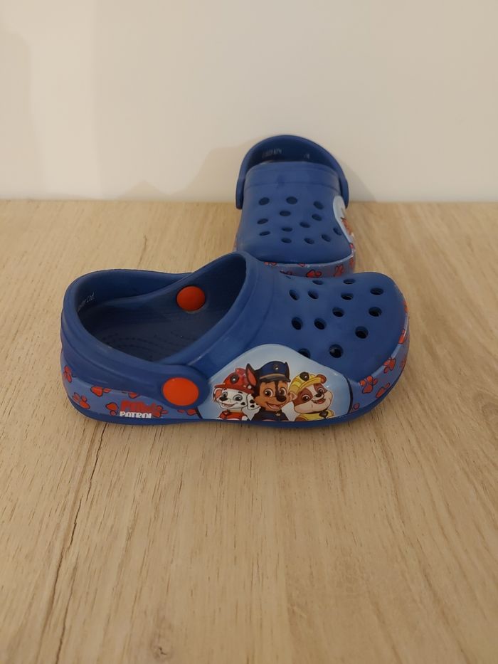 Chaussures/ chausson taille 24 - photo numéro 3