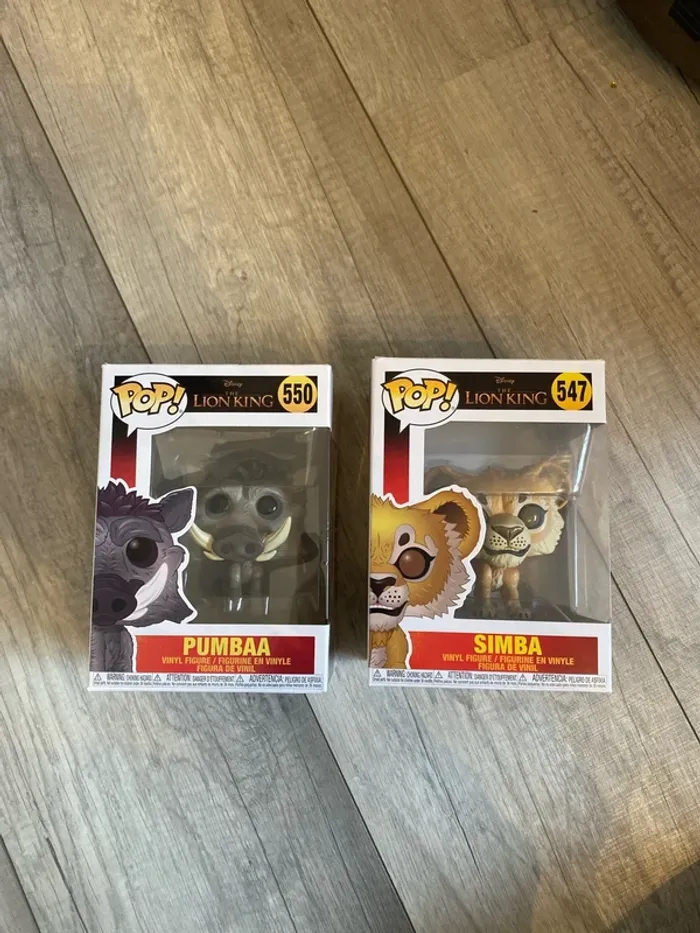 lot de 2 POP le roi lion simba et pumba (550,547)