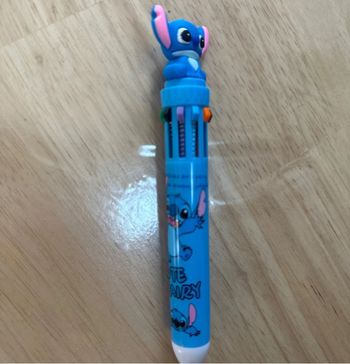 Stylo multicolore Stitch