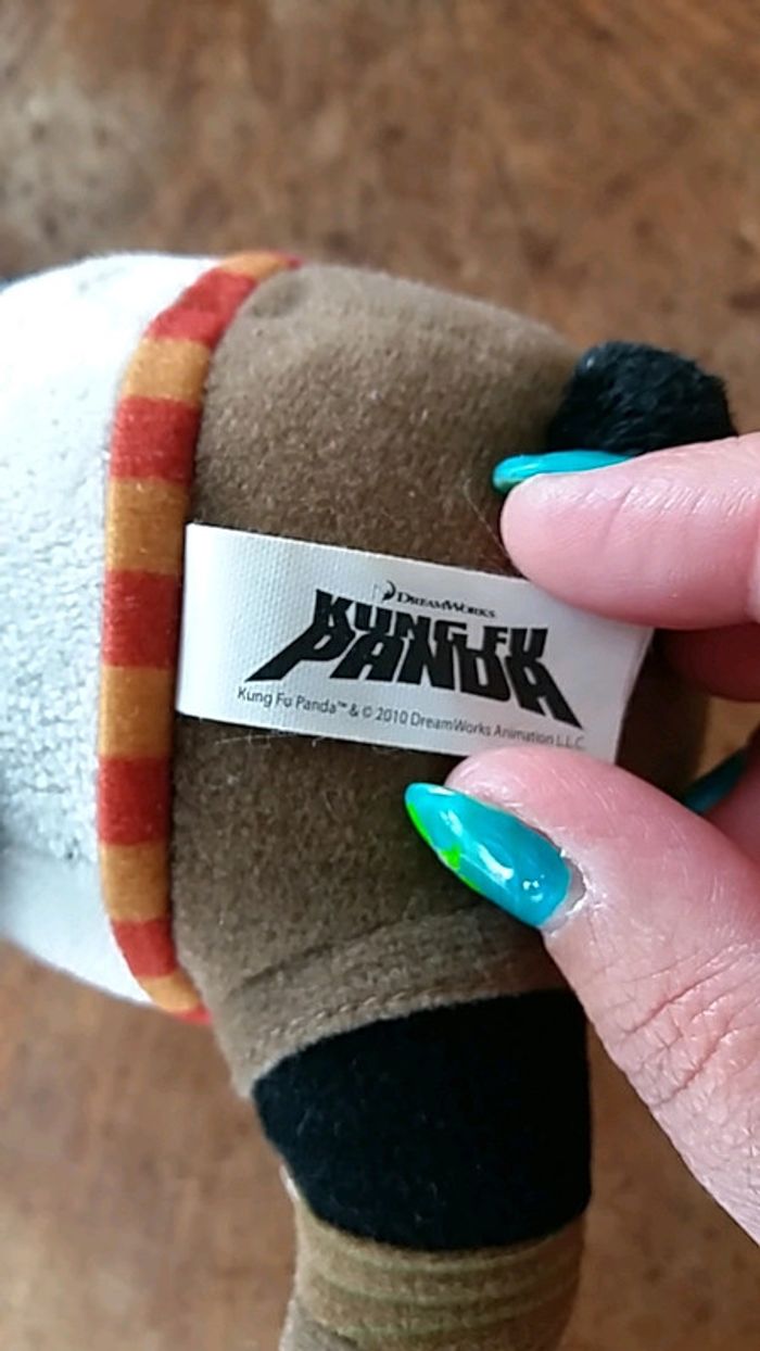 Peluche Kung fu panda - photo numéro 2