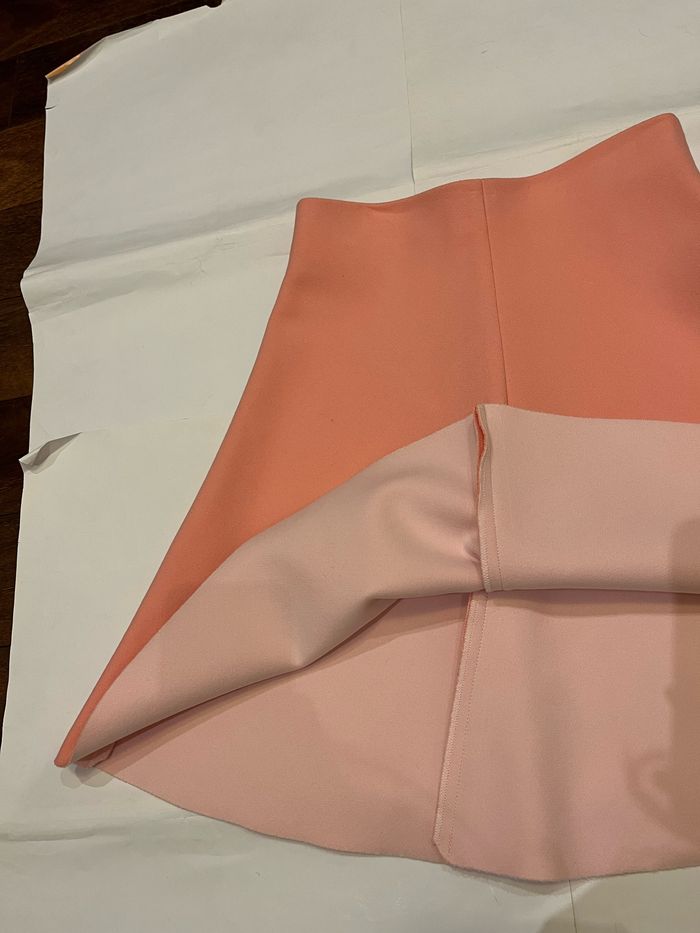 Jupe patineuse courte rose clair saumon zara taille XS - photo numéro 5