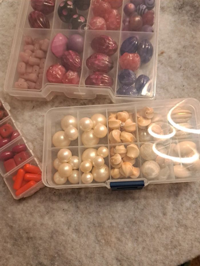 Lot de perles avec boîte - photo numéro 4