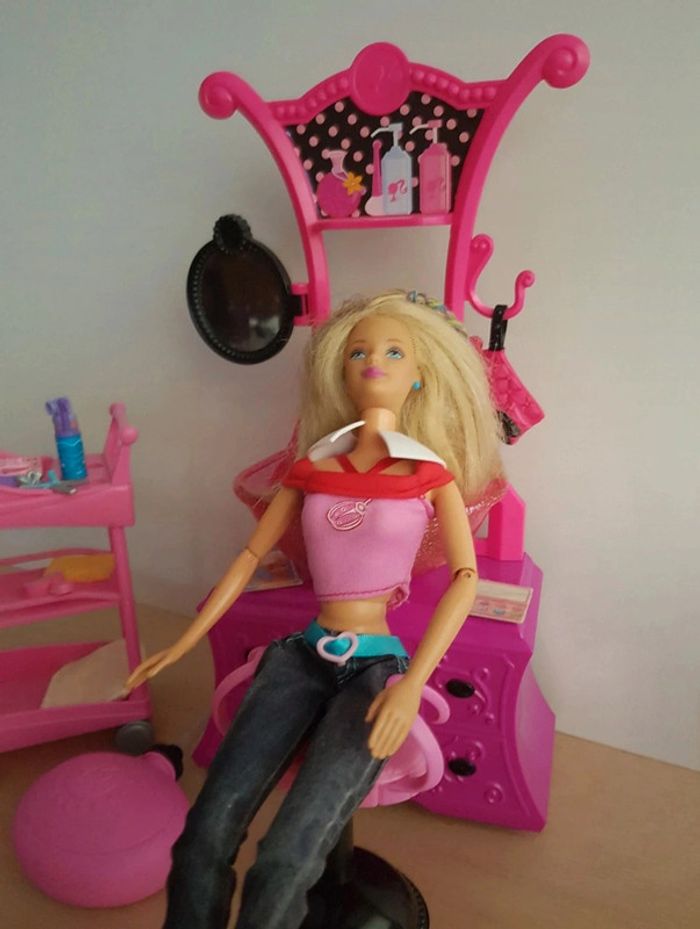 Barbie salon de coiffure - photo numéro 5