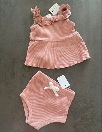 Ensemble rose parme Shein 1-3 mois culotte et débardeur [ref.41B070]