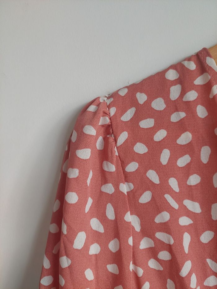 Robe rose et blanche - photo numéro 4