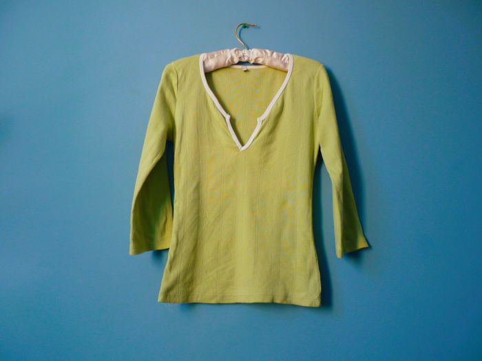 T-shirt Femme kiabi 40 L TBE vert amande manches 3/4 col V