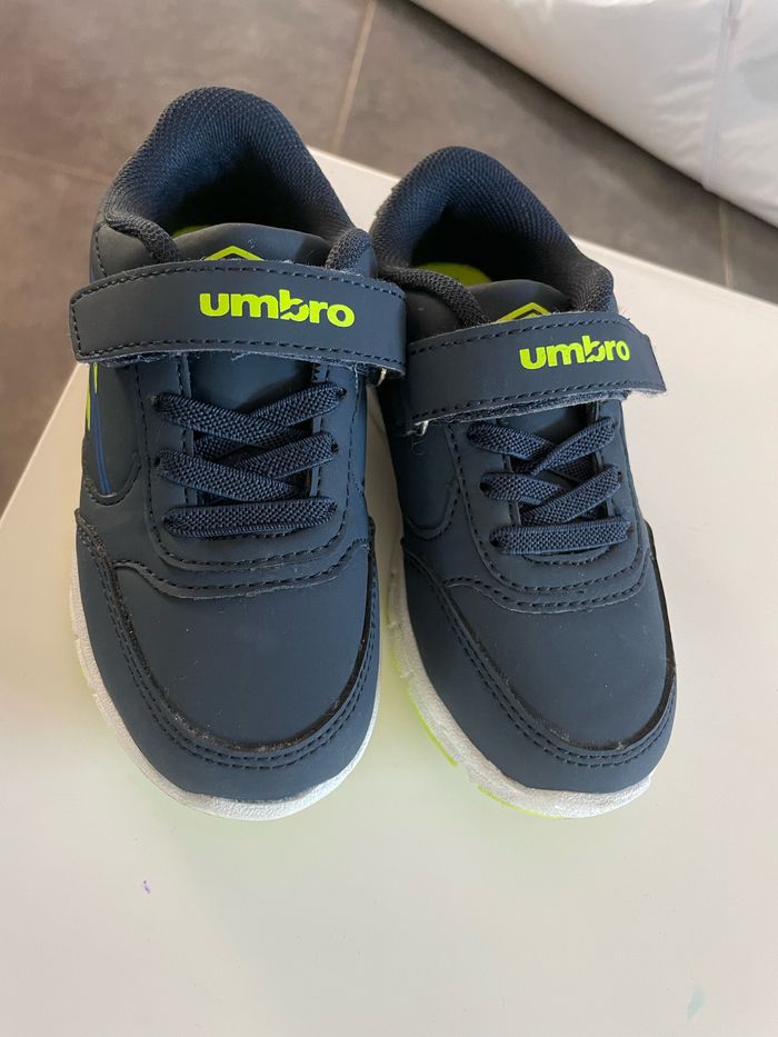 Basket umbro - photo numéro 3