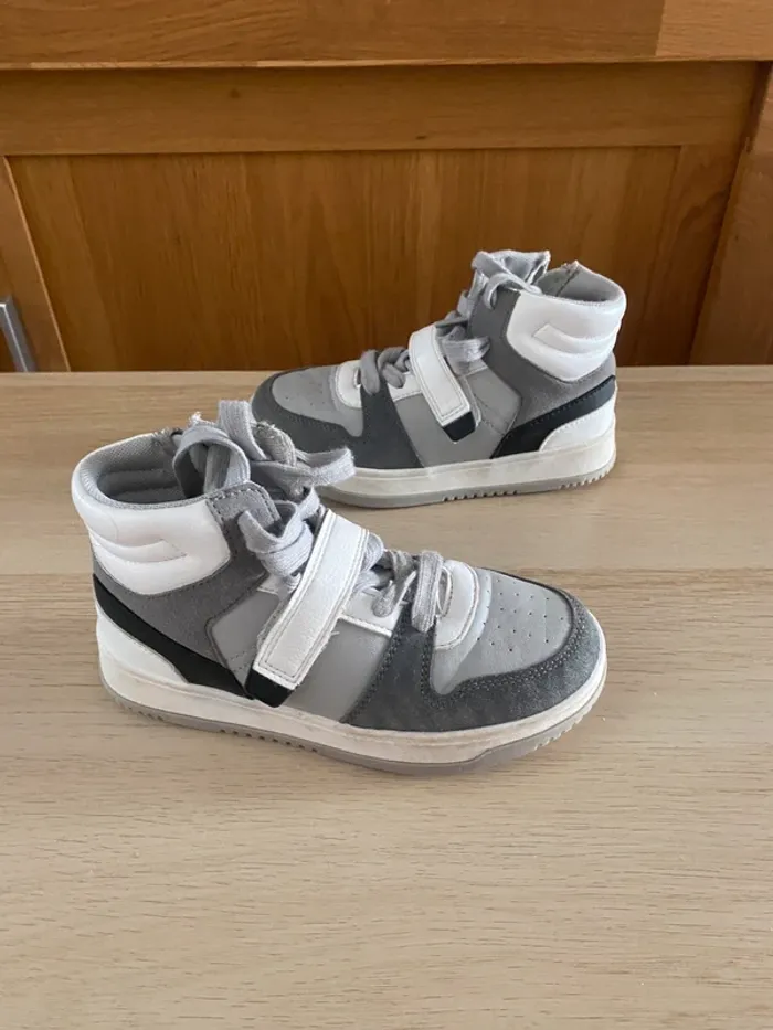 Basket montantes scratch lacets garçon okaidi 32 grises blanches