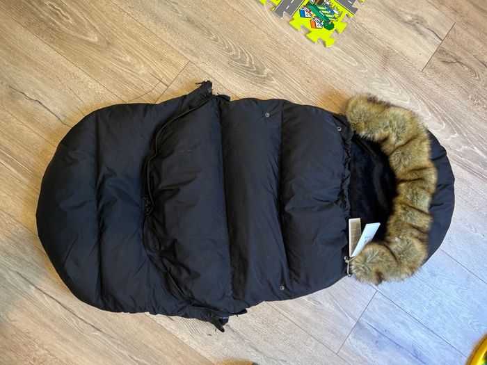 Chancelière universelle