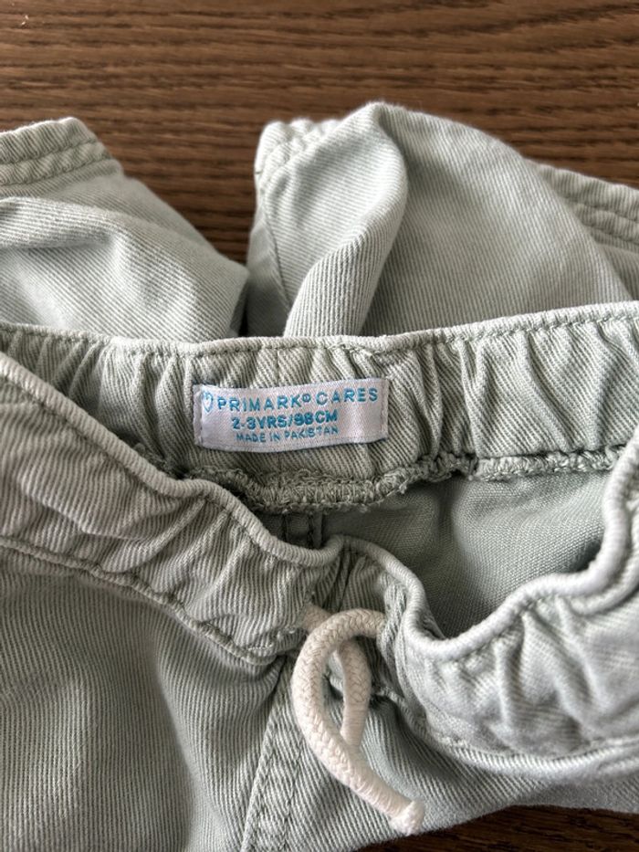 Short primark 3 ans - photo numéro 3